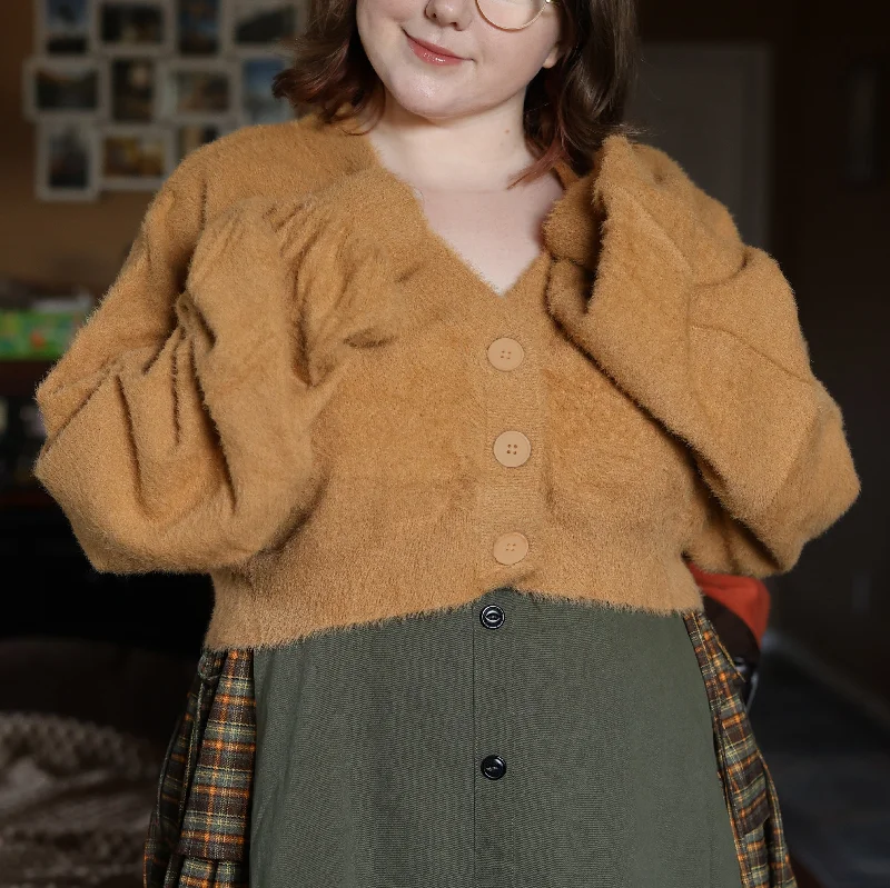 Cropped Fuzzy Beige Cardigan