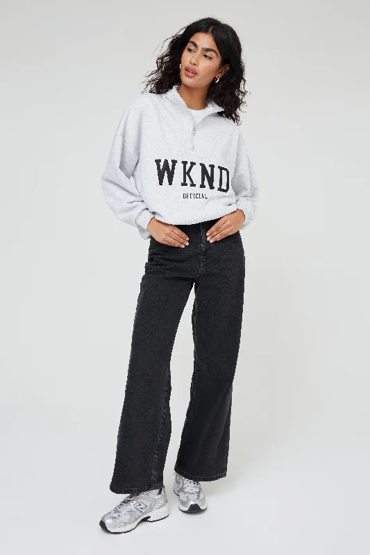 WKND OFFICIAL HALF ZIP SWEAT